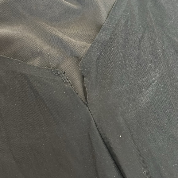 BRAND NEW SKIMS 34DD/32DDD Undergarment in Black - Picture 11 of 11